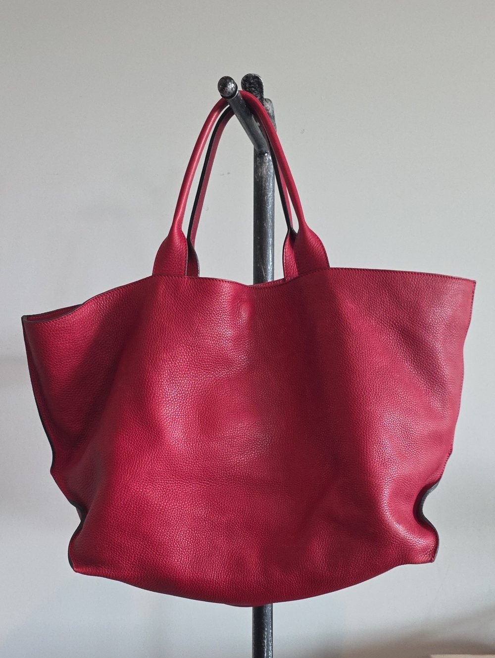 Marni Red Leather Tote Bag with Front Pockets - Picture 5 of 15